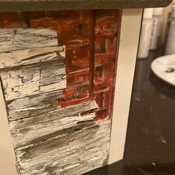 Birdhouse - handpainted ⭐️. Zoom in for details! - Picture 8 of 11